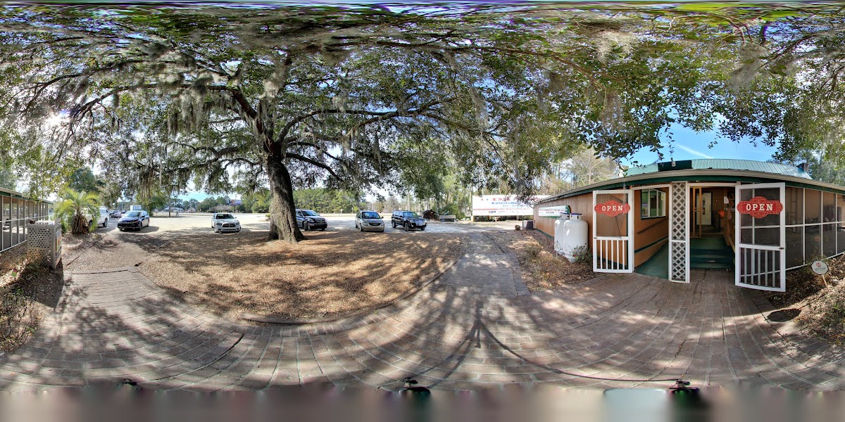 Lee's Farmers Market